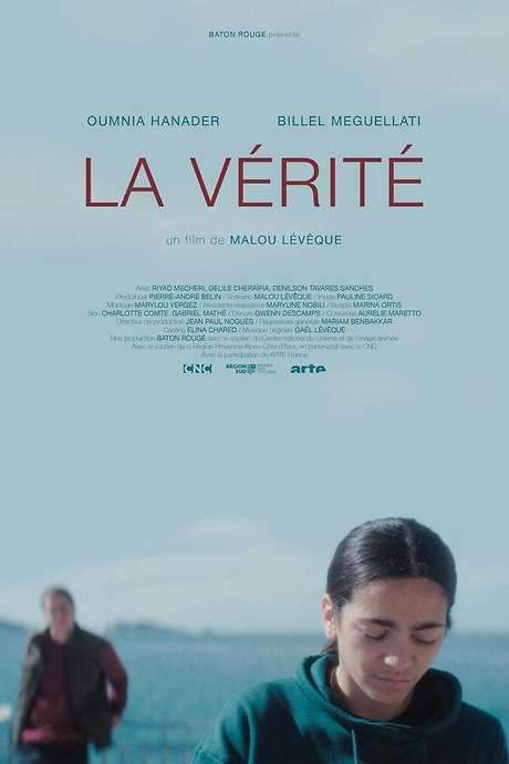 Two teenagers, Keny and Dounia, walk towards the sea, their interaction marked by unspoken emotions. When Keny shares a secret with Dounia, their afternoon takes on a new significance. It becomes the first genuine connection between two people who have unknowingly shared a lifelong bond.
